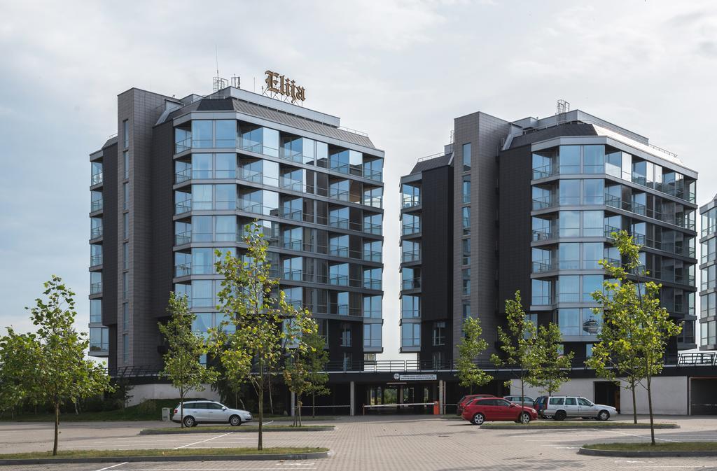 Elija Apartments Palanga Exteriör bild